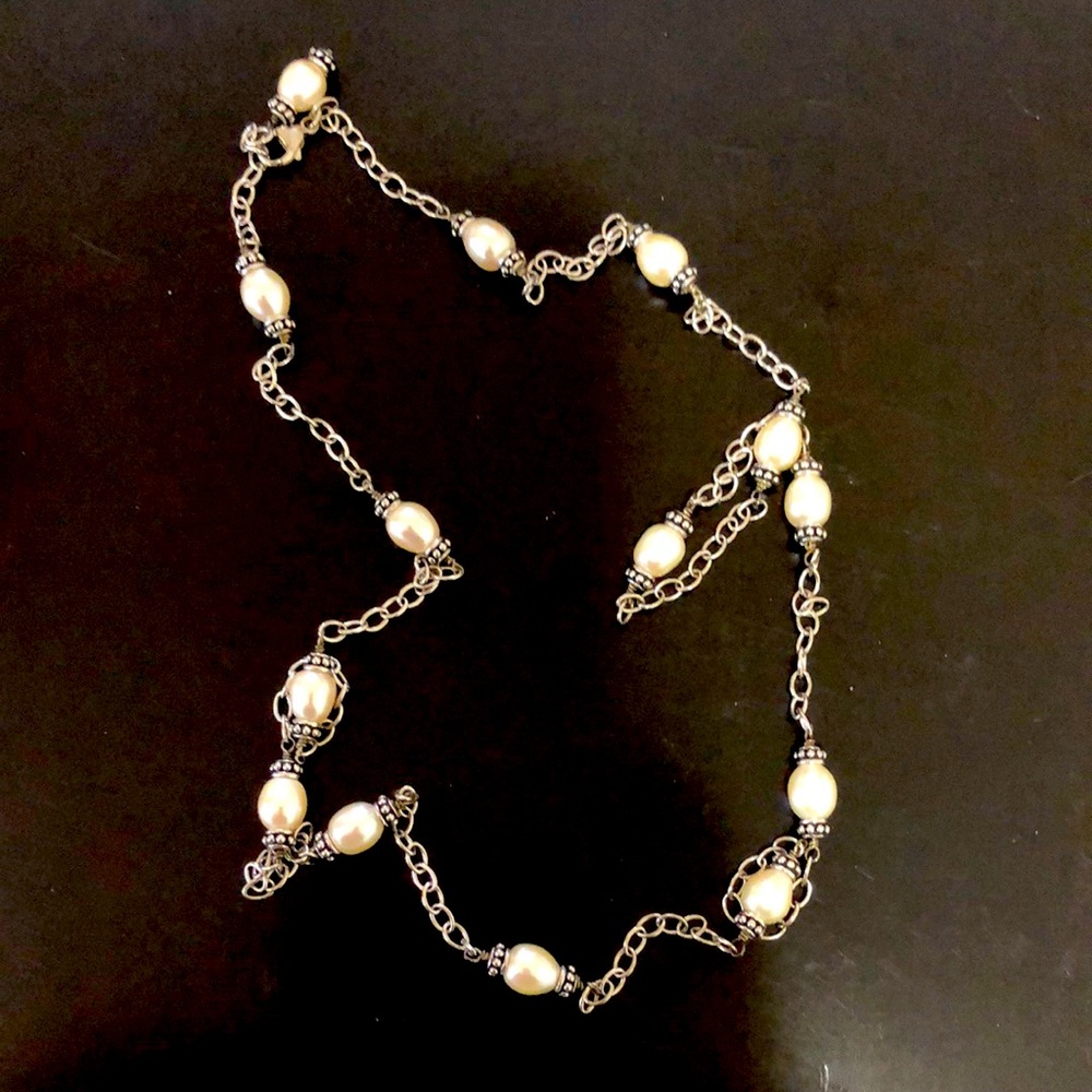 Judith Ripka Elegant Pearl and Silver Chain Necklace